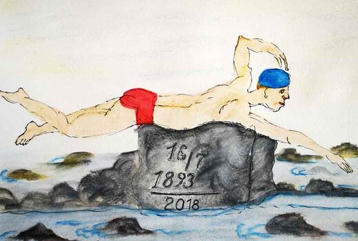 Schwimmer schwebt über einem Hungerstein der Elbe mit den Jahreszahlen 1893 und 2018 im flachen Wasser