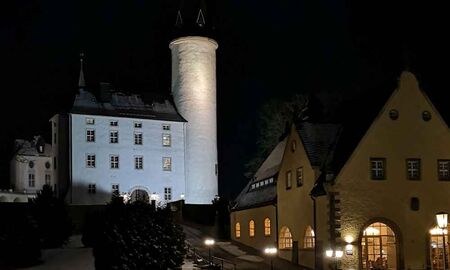 Schloss bei Nacht © Frank Wollmann