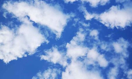 Blauer Himmel mit Wolken © Frank Wollmann